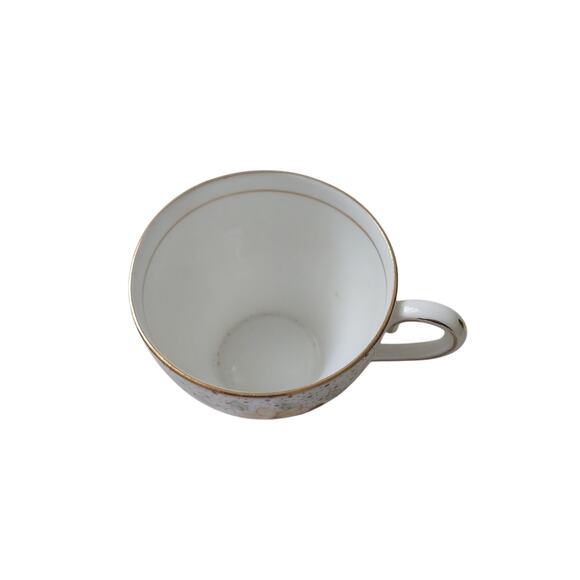 Vintage Fine Bone Bell China England Teacup And Saucer Set Floral Design - Picture 6 of 6